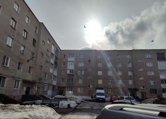Продается 1-комнатная квартира, 32.5 м2, Кемерово, улица Веры Волошиной, 28Б