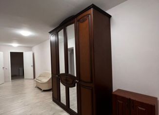Продажа двухкомнатной квартиры, 77 м2, Волгоград, улица Маршала Рыбалко, 3