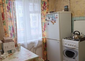 Продаю двухкомнатную квартиру, 43.2 м2, Курганская область, улица Карла Маркса