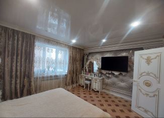 3-комнатная квартира на продажу, 65 м2, Татарстан, Чистопольская улица, 25