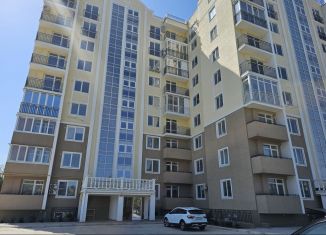 Продается двухкомнатная квартира, 48.4 м2, Крым, проспект Ленина, 68