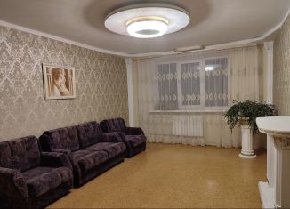 Сдам в аренду трехкомнатную квартиру, 82 м2, Новосибирск, метро Площадь Маркса, улица Ивлева