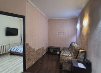 Однокомнатная квартира в аренду, 38 м2, Севастополь, улица Токарева, 14