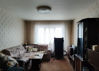 Продажа трехкомнатной квартиры, 63 м2, Свердловская область, бульвар Академика Кикоина, 4