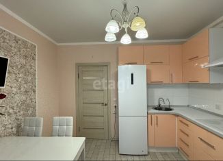 Продается 2-комнатная квартира, 65 м2, Брянск, улица Дуки, 75