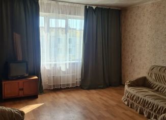 Сдается 1-комнатная квартира, 35 м2, Кемеровская область, улица Рокоссовского, 35