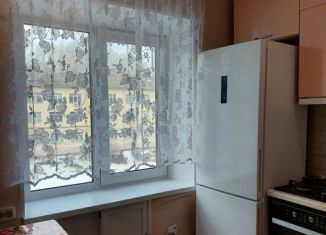 Продаю 3-комнатную квартиру, 57.4 м2, Челябинская область, улица Аносова, 176