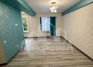 Продается 2-комнатная квартира, 55 м2, Кисловодск, Советская улица, 3