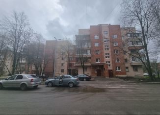 Продажа 1-комнатной квартиры, 34 м2, Петергоф, Чебышевская улица, 10к3