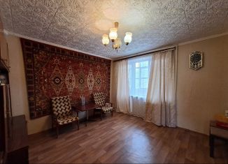 Продается 3-комнатная квартира, 57.9 м2, Волгодонск, улица Максима Горького, 133