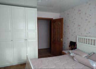 Продажа 3-комнатной квартиры, 64 м2, Челябинск, Курчатовский район, Комсомольский проспект, 32