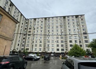 Продажа 2-комнатной квартиры, 82 м2, Махачкала, улица Гагарина, 7Б