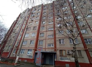 Продам четырехкомнатную квартиру, 92 м2, Ростовская область, улица Лелюшенко, 3