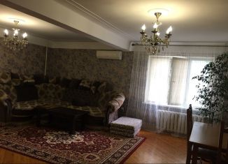 Сдаю двухкомнатную квартиру, 90 м2, Дагестан, улица Лаптиева, 53