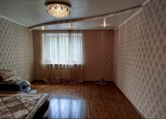 Продается 2-комнатная квартира, 65 м2, Смоленск, Промышленный район, улица Попова, 52А