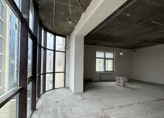 Продается 3-комнатная квартира, 130 м2, Грозный, проспект Ахмат-Хаджи Абдулхамидовича Кадырова, 137