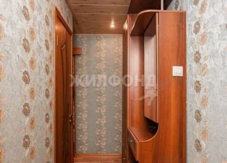 Продаю двухкомнатную квартиру, 45.6 м2, Кемеровская область, проспект Дружбы, 60
