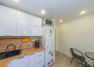 Двухкомнатная квартира на продажу, 47.5 м2, Кемерово, Рудничный район, проспект Шахтёров, 36