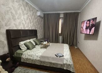 Сдается 1-комнатная квартира, 43 м2, Дагестан, Каспийская улица, 6