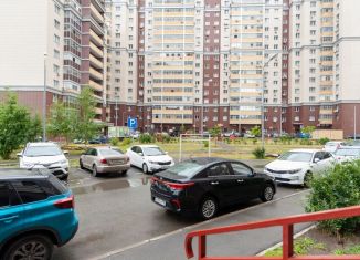 Продается 2-ком. квартира, 62.5 м2, Татарстан, проспект Альберта Камалеева, 34Б