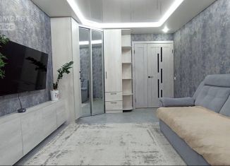 2-комнатная квартира на продажу, 57 м2, посёлок городского типа Медведево, улица Мира, 18