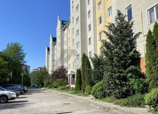 Продаю трехкомнатную квартиру, 113 м2, Калининградская область, Олимпийский бульвар, 2