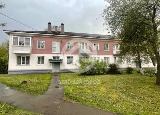 Продается 2-ком. квартира, 42 м2, Высоковск, улица Ленина, 24