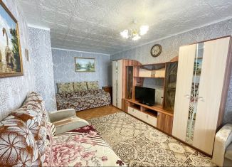 Двухкомнатная квартира на продажу, 46.7 м2, посёлок городского типа Берёзовка, улица Дружбы, 132