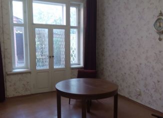 Сдача в аренду 3-комнатной квартиры, 80 м2, Новочеркасск, улица Просвещения, 87