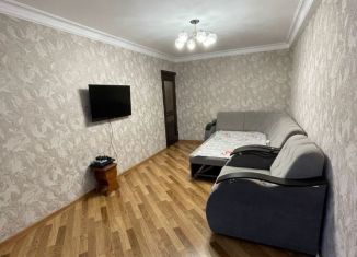 2-ком. квартира в аренду, 70 м2, Дагестан, улица Расулбекова
