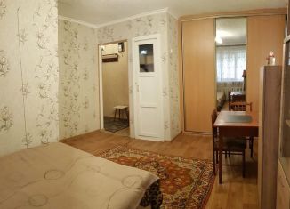 Сдается однокомнатная квартира, 30 м2, Калининградская область, улица Чайковского, 7