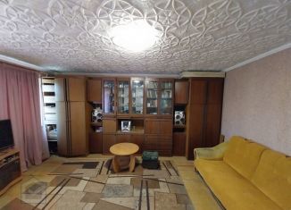 Продается 2-комнатная квартира, 52.6 м2, Евпатория, улица Крупской, 44