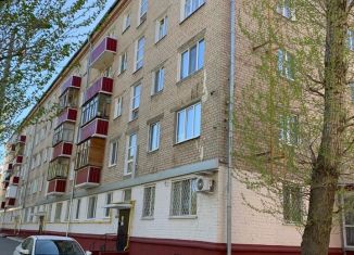 Продажа двухкомнатной квартиры, 48 м2, Татарстан, улица Академика Кирпичникова, 8