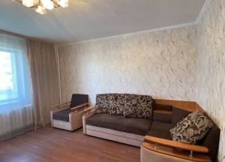 Сдается в аренду 1-комнатная квартира, 38 м2, Кемеровская область, Молодёжный проспект, 15А