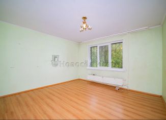 Продается 2-комнатная квартира, 43.4 м2, Свердловская область, улица Академика Бардина, 44