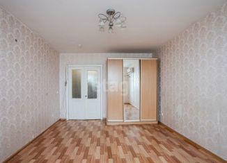 Продаю 1-комнатную квартиру, 45 м2, Екатеринбург, Майкопская улица, 25, метро Машиностроителей