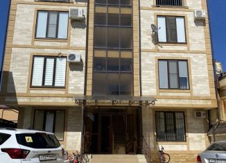 Продается двухкомнатная квартира, 65.1 м2, Дагестан, проспект Али-Гаджи Акушинского, 295
