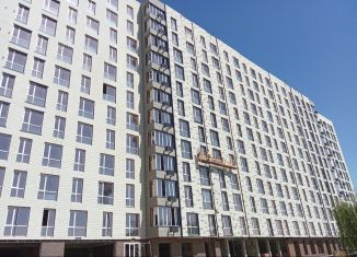 Продается трехкомнатная квартира, 81.4 м2, Чечня, улица Е.М. Батаевой, 5А