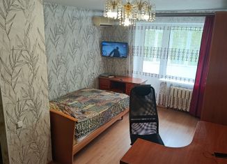 Сдается в аренду однокомнатная квартира, 33 м2, Чебоксары, улица Тимофея Кривова, 7