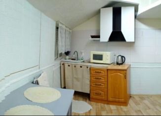 Сдам в аренду квартиру студию, 20 м2, Серпухов, улица Ленинского Комсомола, 6/13