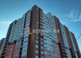 Продаю 1-комнатную квартиру, 46.4 м2, Оренбургская область, улица Фронтовиков, 8/3