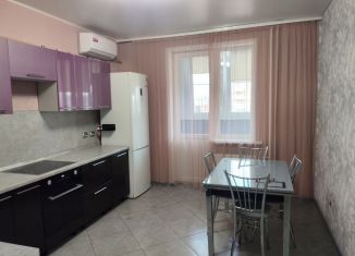 Сдаю 2-ком. квартиру, 57.7 м2, Краснодар, улица имени В.Н. Мачуги, 4/2, микрорайон Гидрострой