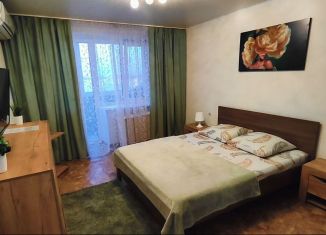 Сдается 1-комнатная квартира, 38 м2, Балаково, улица Свердлова, 27