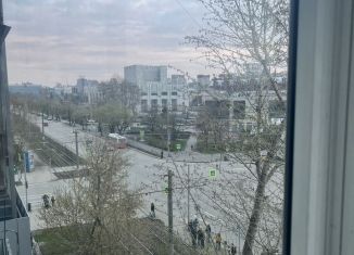 Продам 1-ком. квартиру, 32 м2, Пермь, Петропавловская улица, 97