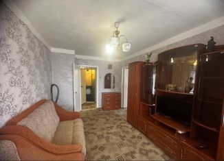 Продается двухкомнатная квартира, 43.2 м2, Малая Вишера, улица Мерецкова, 2А