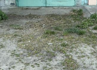 Сдается в аренду гараж, 30 м2, Калининградская область, улица Александра Невского, 208Б