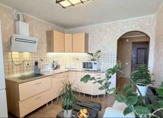 Продам 1-комнатную квартиру, 39.5 м2, Миасс, проспект Макеева