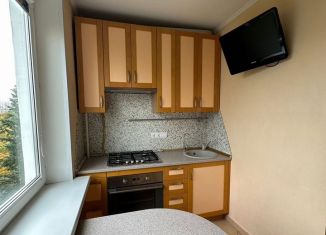 Аренда 3-ком. квартиры, 75 м2, Москва, улица 26 Бакинских Комиссаров, 10к1, ЗАО
