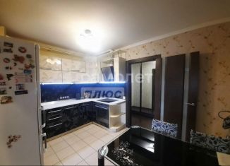 Сдается 3-ком. квартира, 74.3 м2, Троицк, Академическая площадь, 3