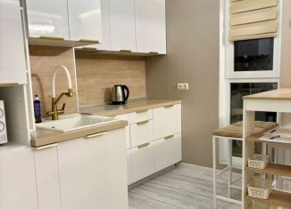 Сдаю 1-комнатную квартиру, 33 м2, Сочи, улица Искры, 62
